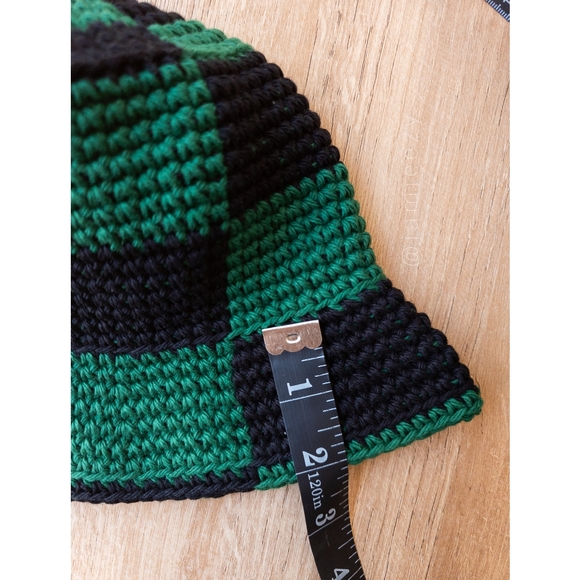 Checkered Crochet Bucket Hat - Green/Black (Handmade) - Picture 12 of 12